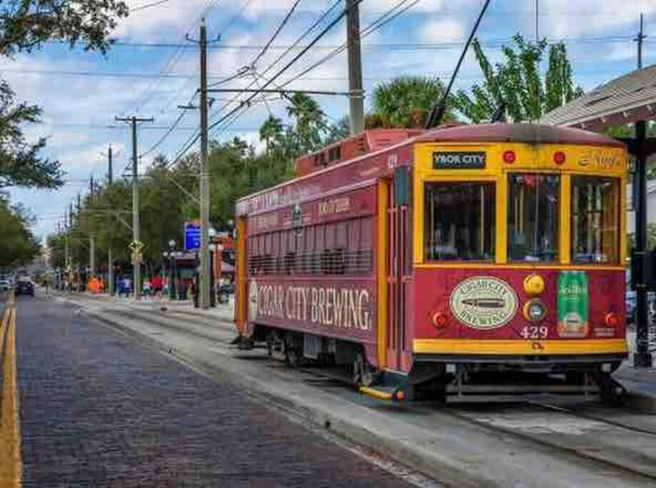 The Little Paris Suite Tampa Exteriör bild