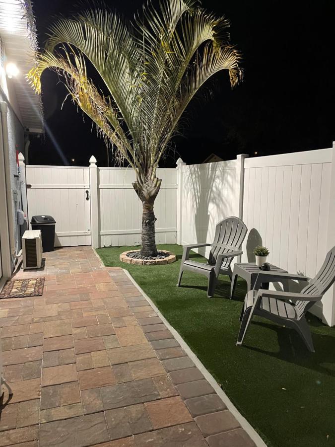 The Little Paris Suite Tampa Exteriör bild